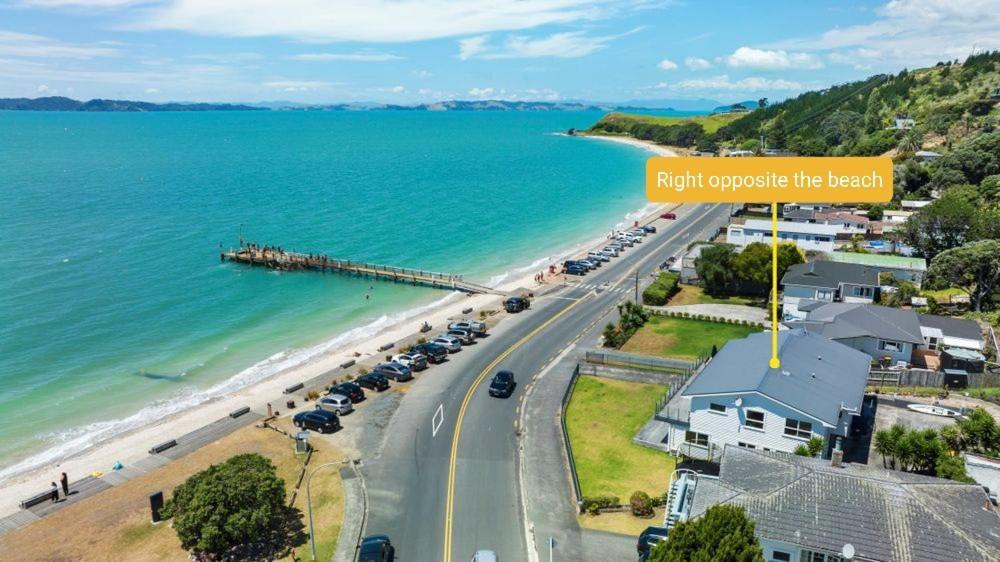 Beach Front Resort! Maraetai Экстерьер фото